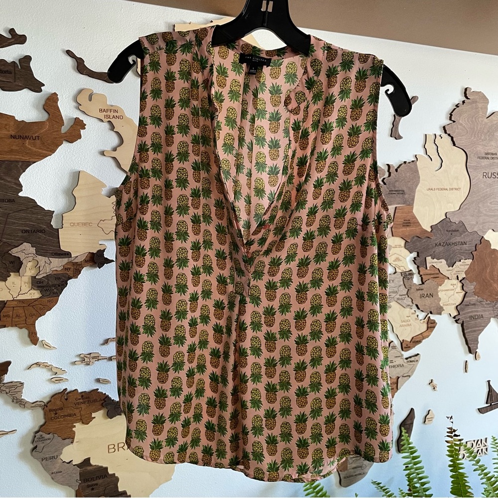 The Limited I Pineapple Top